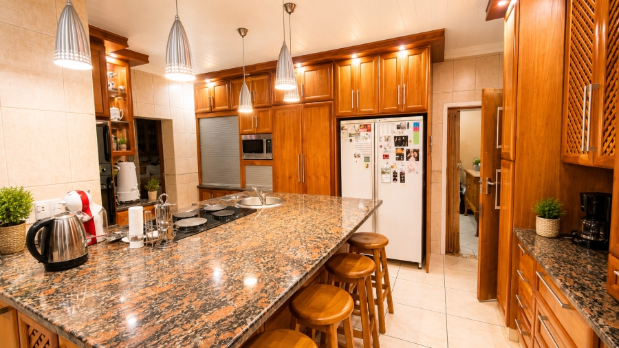 3 Bedroom Property for Sale in Flamwood North West